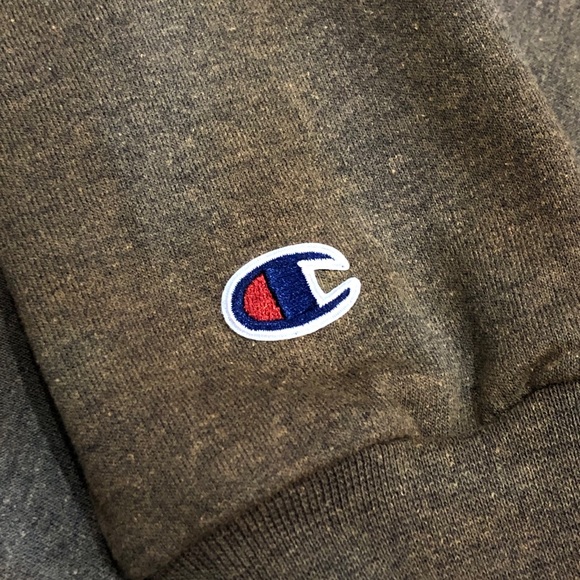 Custom Champion Crewneck 🌻 - Picture 5 of 8